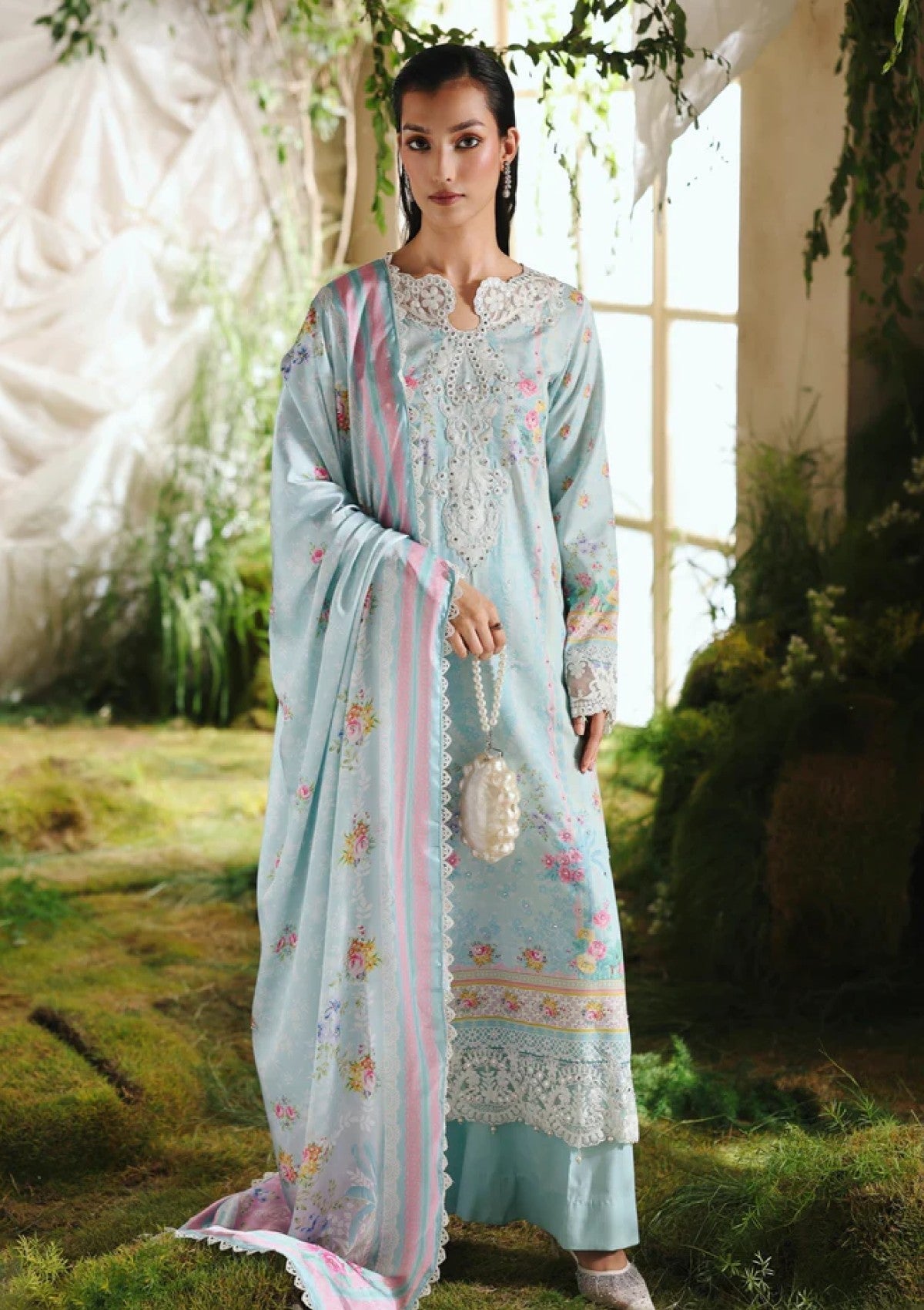 Raj Bari Printed Embroidered Lawn 3PC Unstitched Memon Clothes